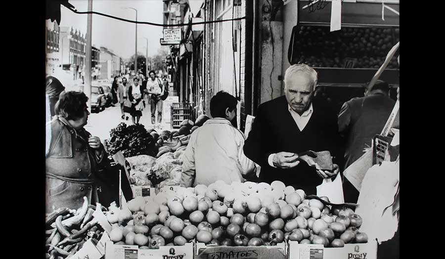 Cypriots at the street market in London